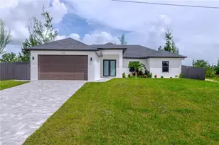 1119 NW 20th Pl, Cape Coral, FL 33993 - Photo 4