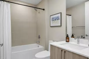 26600 Rosewood Pointe Dr, Bonita Springs, FL 34135 - Photo 16