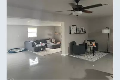 1635 Lowell Ct, Fort Myers, FL 33907 - Photo 2