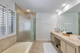 825 Reef Point Cir, Naples, FL 34108 - Photo 12