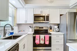 100 Forest Lakes Blvd, Naples, FL 34105 - Photo 10