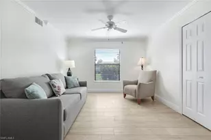 529 Lake Louise Cir, Naples, FL 34110 - Photo 18