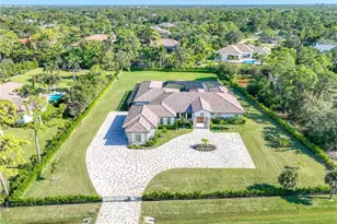 590 Carica Rd, Naples, FL 34108 - Photo 2