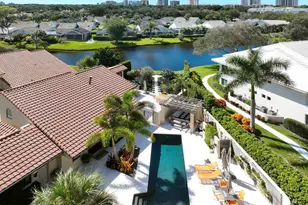 6817 Sand Pointe Cir, Naples, FL 34108 - Photo 4