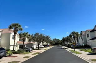 912 Hampton Cir, Naples, FL 34105 - Photo 30