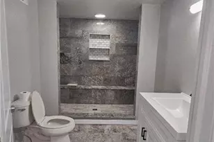 409 W Crescent Dr, Clewiston, FL 33440 - Photo 6