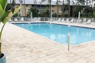 3071 Sandpiper Bay Cir, Naples, FL 34112 - Photo 20