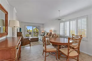 1300 Gulf Shore Blvd N, Naples, FL 34102 - Photo 8