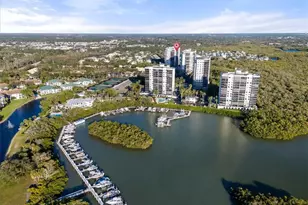 455 Cove Tower Dr, Naples, FL 34110 - Photo 46