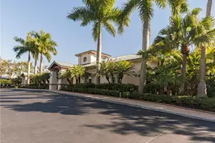 455 Cove Tower Dr, Naples, FL 34110 - Photo 36