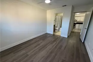 8275 Ibis Club Dr, Naples, FL 34104 - Photo 4