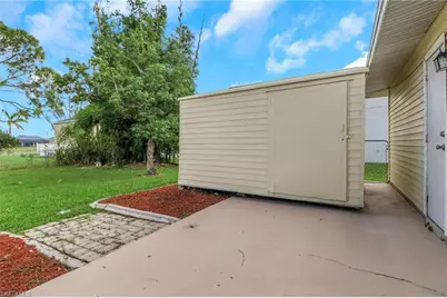 1121 SW 9th Ave, Cape Coral, FL 33991 - Photo 24
