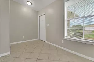 1121 SW 9th Ave, Cape Coral, FL 33991 - Photo 2