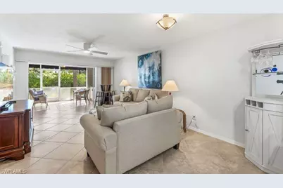 876 Gulf Pavilion Dr #101, Naples, FL 34108 - Photo 8