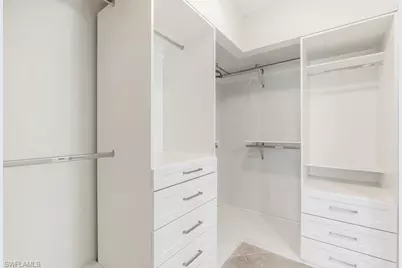 876 Gulf Pavilion Dr #101, Naples, FL 34108 - Photo 12