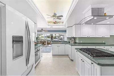 1935 SE 36th Ter, Cape Coral, FL 33904 - Photo 26