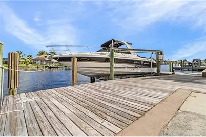 1935 SE 36th Ter, Cape Coral, FL 33904 - Photo 40