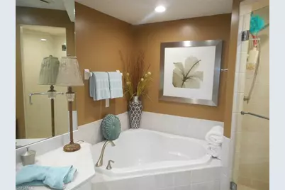 2080 W 1st St #304, Fort Myers, FL 33901 - Photo 12