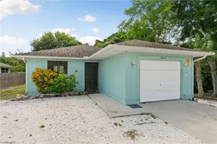 27673 Tennessee St, Bonita Springs, FL 34135 - Photo 16