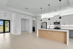 2001 NW 17th Pl, Cape Coral, FL 33993 - Photo 10