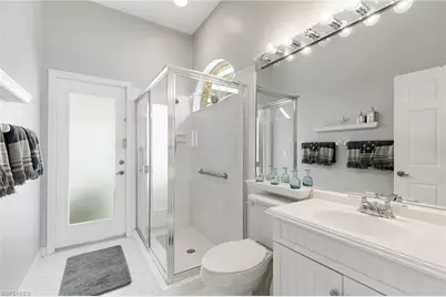 316 Lambton Ln, Naples, FL 34104 - Photo 22