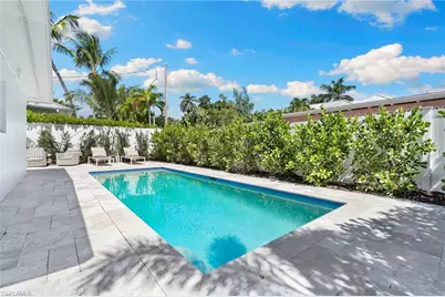 725 Central Ave, Naples, FL 34102 - Photo 8