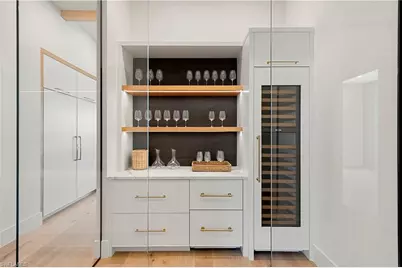 2337 Anthony Ct, Naples, FL 34109 - Photo 14