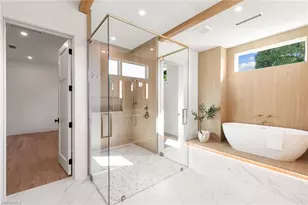 2337 Anthony Ct, Naples, FL 34109 - Photo 18