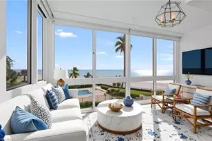 2121 Gulf Shore Blvd N, Naples, FL 34102 - Photo 2