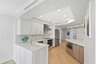 4901 Gulf Shore Blvd N, Naples, FL 34103 - Photo 10