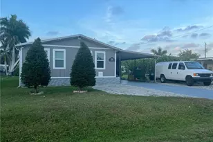 16 Derhenson Dr, Naples, FL 34114 - Photo 4