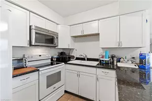 1000 S Alhambra Cir, Naples, FL 34103 - Photo 28