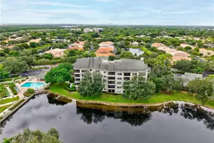 900 Arbor Lake Dr, Naples, FL 34110 - Photo 26