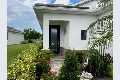 28442 Captiva Shell Loop, Bonita Springs, FL 34135 - Photo 2
