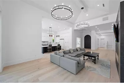 2749 Medallist Ln, Naples, FL 34109 - Photo 4