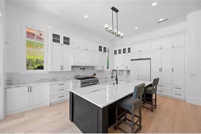 2749 Medallist Ln, Naples, FL 34109 - Photo 8