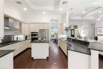 642 Bougainvillea Rd, Naples, FL 34102 - Photo 14