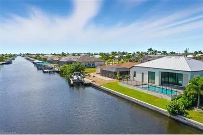 609 NW 38th Ave, Cape Coral, FL 33993 - Photo 4