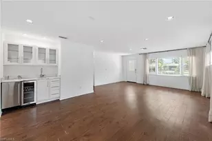 1175 9th Ave N, Naples, FL 34102 - Photo 8