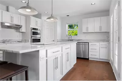 1175 9th Ave N, Naples, FL 34102 - Photo 10