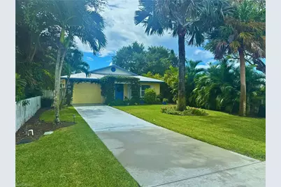 542 110th Ave N, Naples, FL 34108 - Photo 12