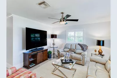 542 110th Ave N, Naples, FL 34108 - Photo 2