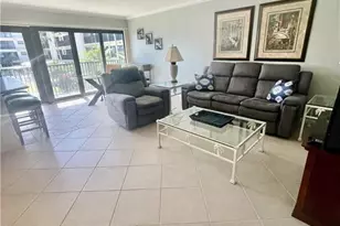 3200 Gulf Shore Blvd N Blvd, Naples, FL 34103 - Photo 8