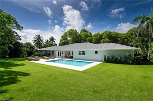 675 Yucca Rd, Naples, FL 34102 - Photo 20