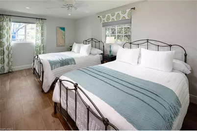 675 Yucca Rd, Naples, FL 34102 - Photo 12