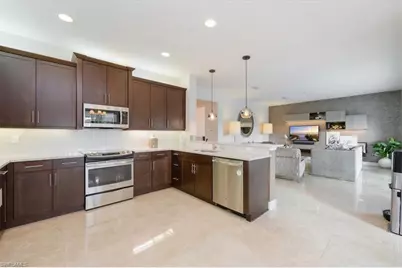13539 Mandarin Cir, Naples, FL 34109 - Photo 8