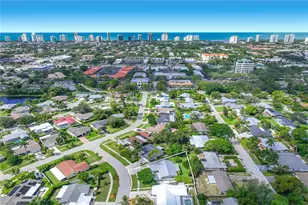 1235 Woodridge Ave, Naples, FL 34103 - Photo 6