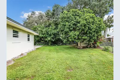 3511 Santiago Way, Naples, FL 34105 - Photo 36