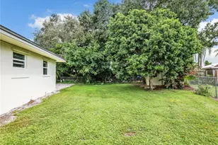 3511 Santiago Way, Naples, FL 34105 - Photo 36