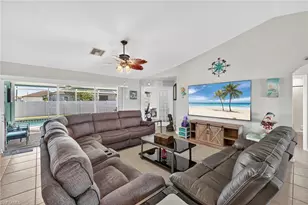 3922 20th St W, Lehigh Acres, FL 33971 - Photo 4